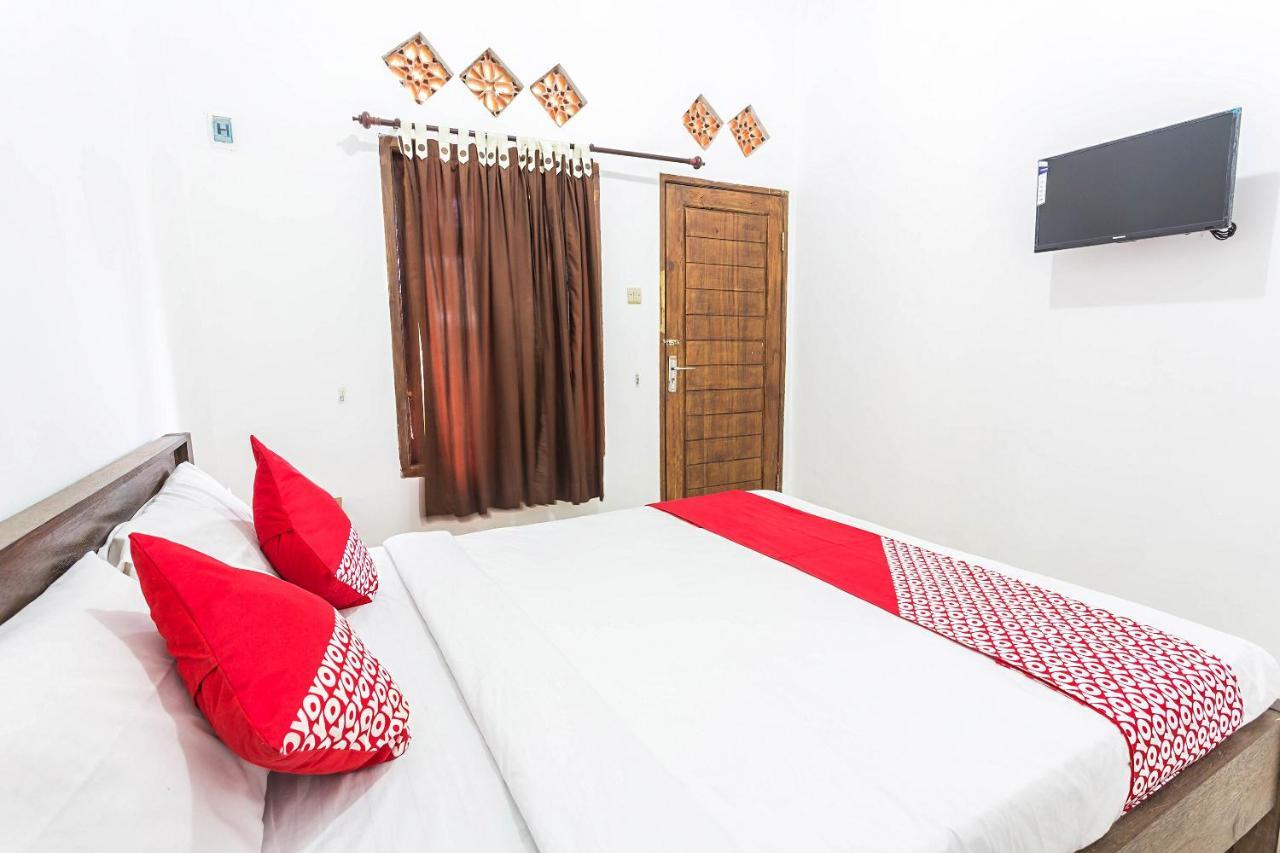 Oyo 1323 Murni Homestay Mangsit Ngoại thất bức ảnh